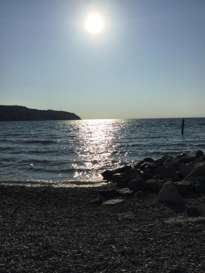 Lovely Studio Appartment With Patio Near The Sea Koper Exteriör bild
